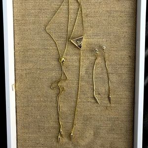 Origami Owl Adjustable Necklace with matching Earrings